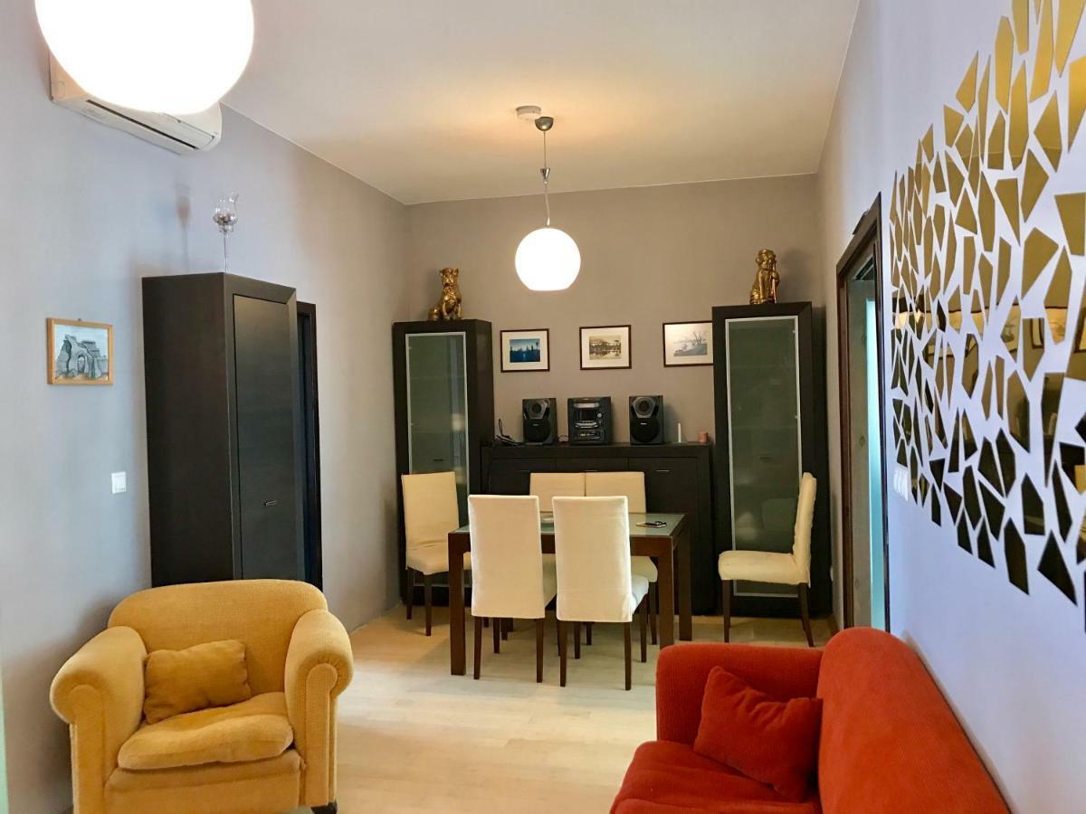 Han Krum 2 Bedroom Central Flat Sofia Luaran gambar